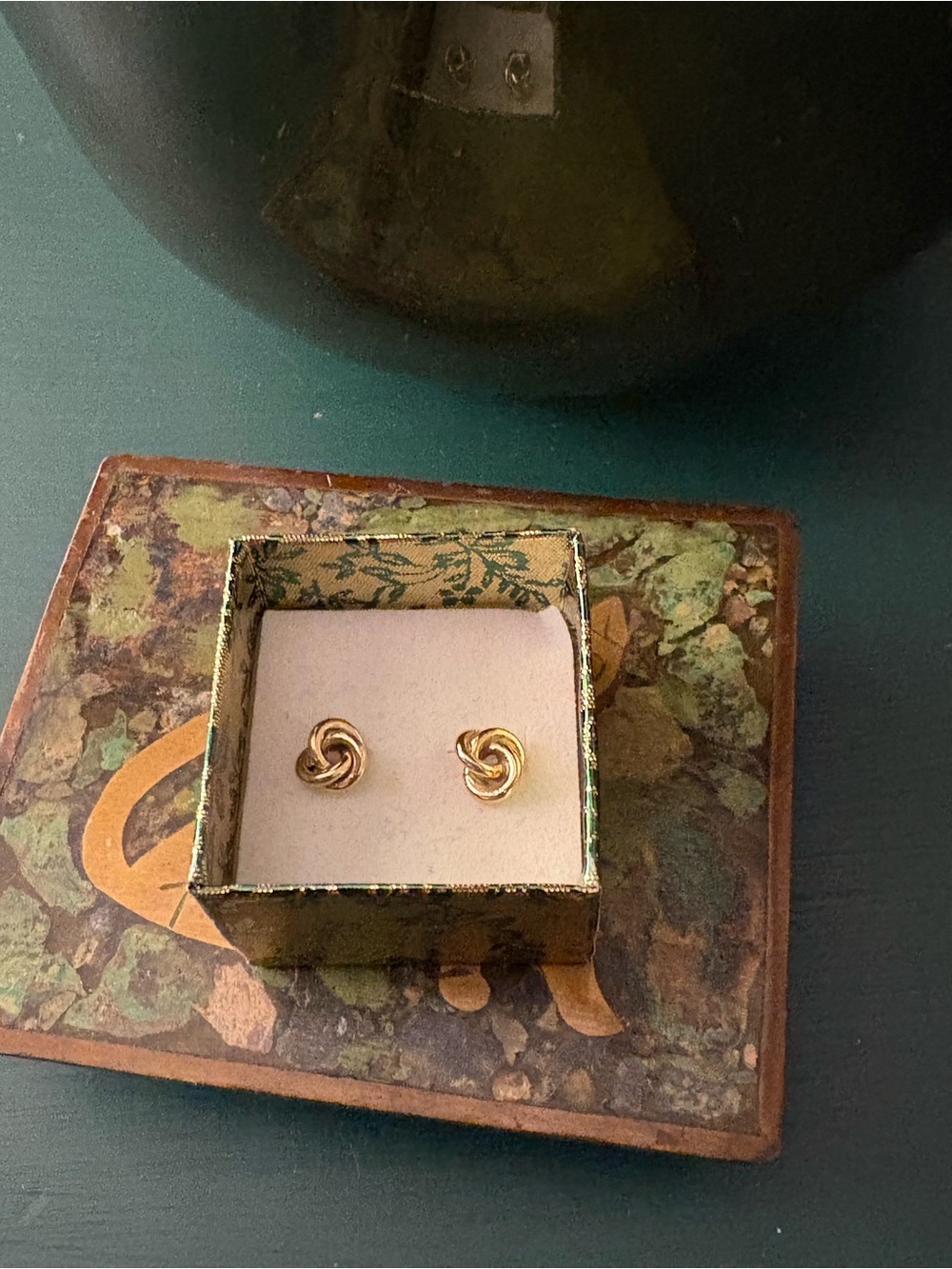 14k Gold Knot Stud Earrings - Women Jewelry